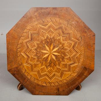 BORD, Italien 1800-talets mitt.