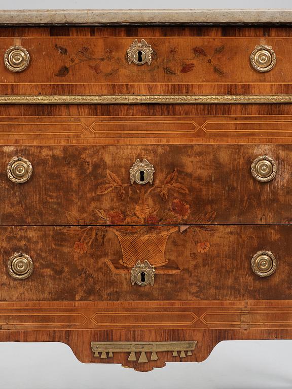 A Gustavian commode, attributed to C Lindborg (master 1781-1808).