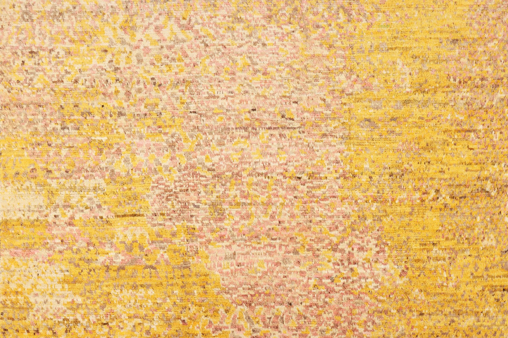 A modern design Moroccan carpet, c. 299 x 202 cm.