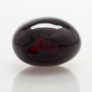 Kaj Franck, a 'KF 240' vase signed K. Franck Nuutajärvi Notsjö -61.