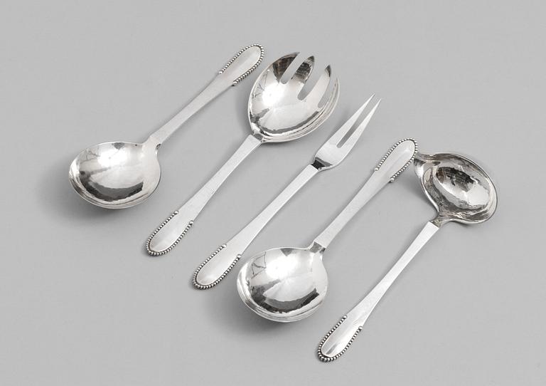 Five Georg Jensen "Kugel" silver servers, Copenhagen 1945-77.
