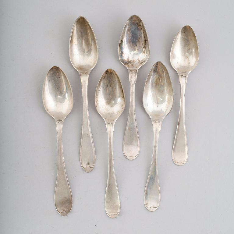 MATSKEDAR, 6 st snarlika, silver, svenska stämplar, 1800-talets första hälft. Vikt ca 328 gram.