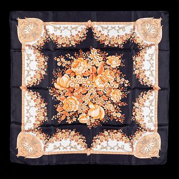 1395. GUCCI samt CHANEL scarves, 2 st.