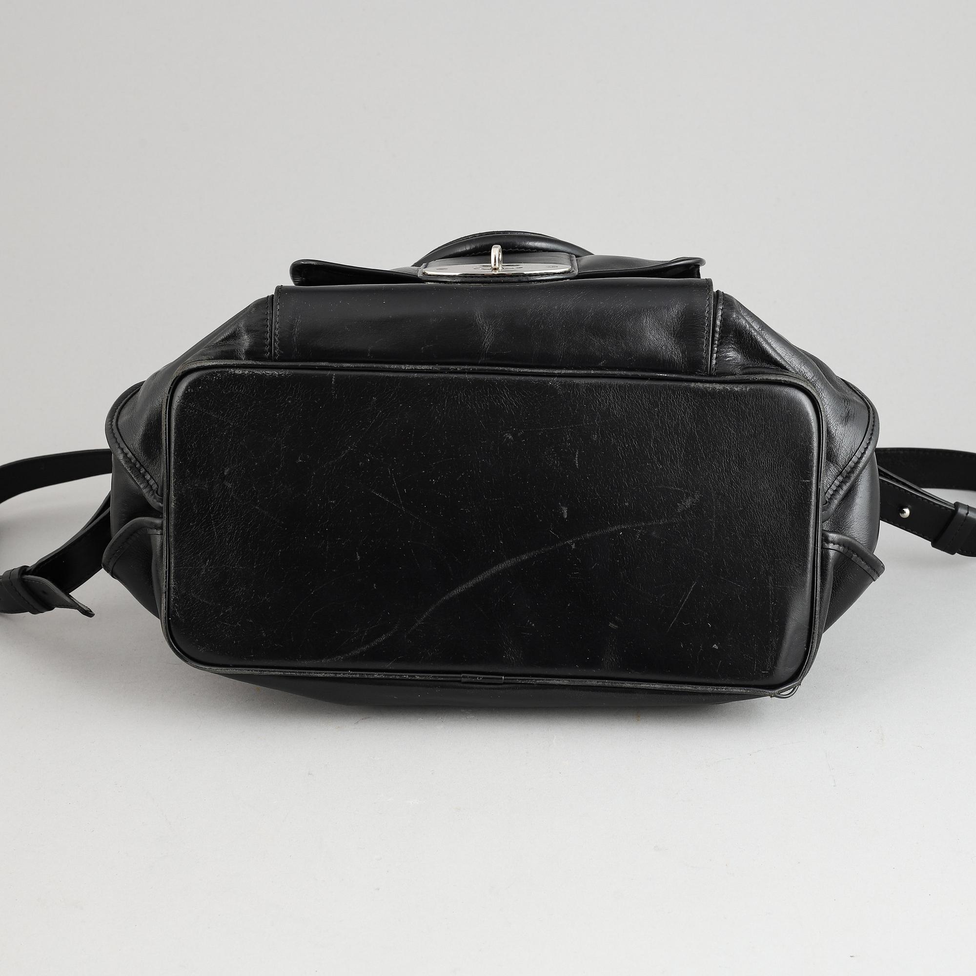 Mulberry, a black leather handbag.