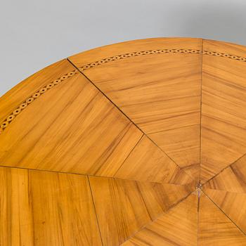 Adolf Koskinen, table and 4 chairs, for Elias Hollo Puunjalostustehdas, 1910s/1920s.