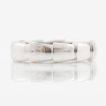 Bulgari ring "Viper" 18K white gold.