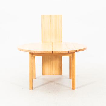 Gilbert Marklund,  a 1970s pine dining table from Furusnickar´n.