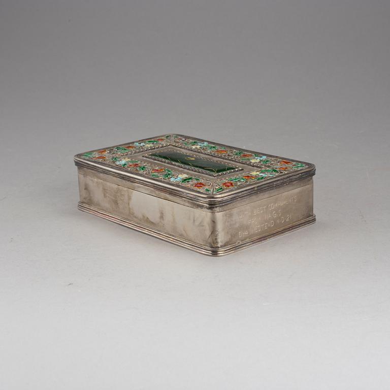 SKRIN, silver och emalj, troligen Nagpur,  Indien, 1900-tal. Vikt 885 g.