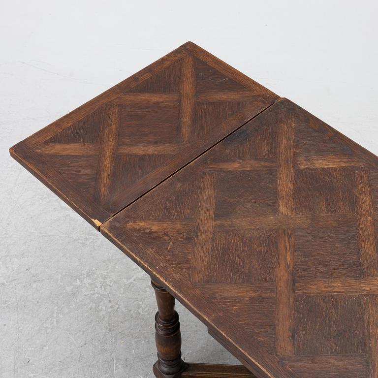 Bord, barockstil, omkring 1900.