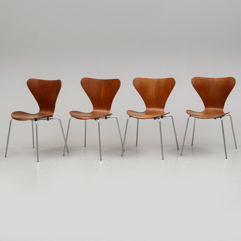 STOLAR, 4 st, "Sjuan", Arne Jacobsen för Fritz Hansen, 1967.