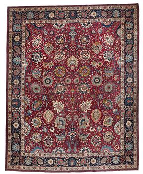 Matto, semi-antique Tabriz, ca 413,5 x 328,5 cm.