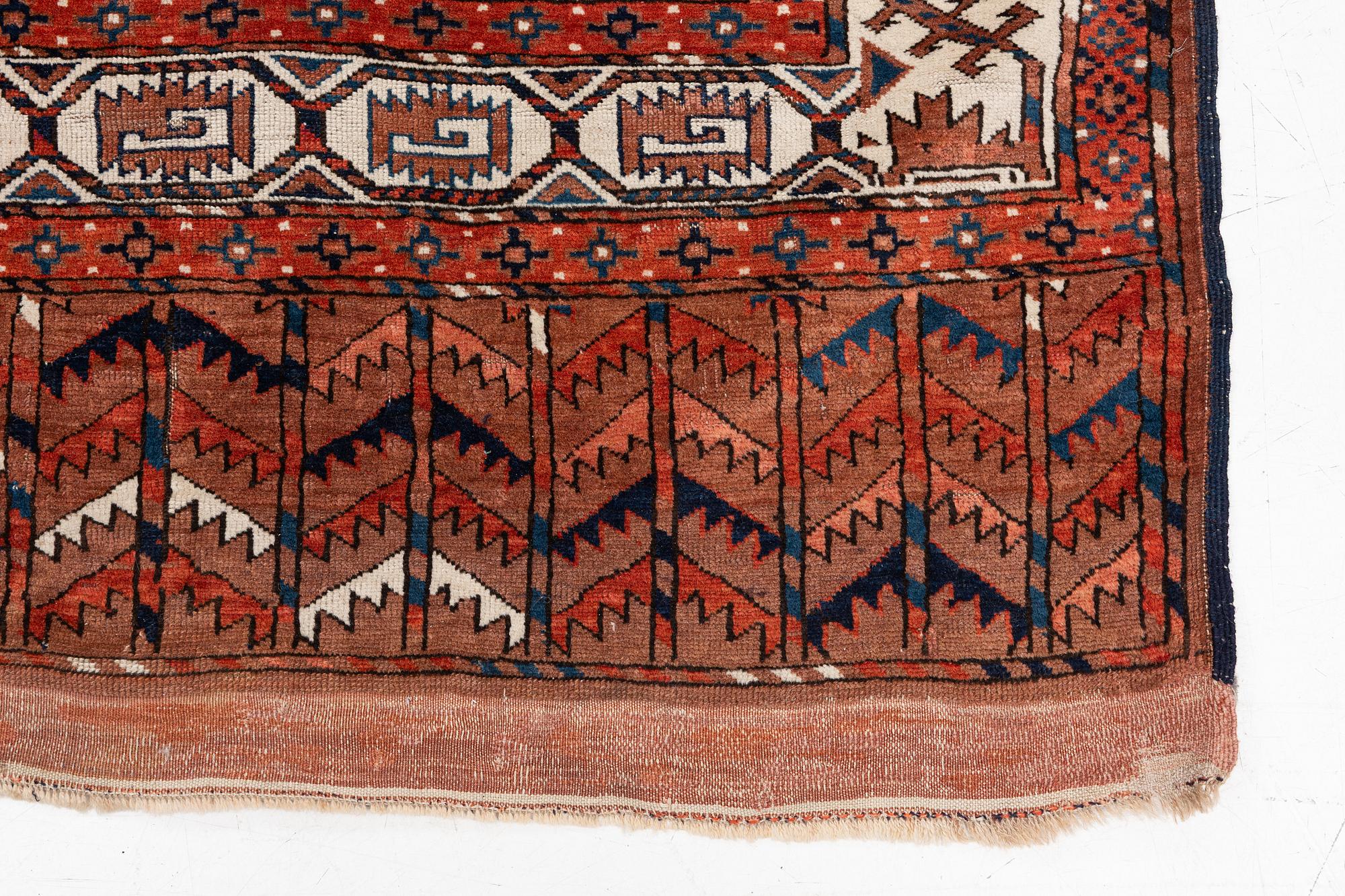 An antique Turkmen, carpet, c. 310 x 180 cm.