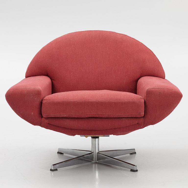 Johannes Andersen, a 'Capri' armchair, second half of the 20th Century.