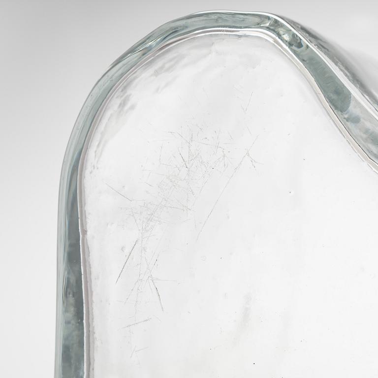 Alvar Aalto, vase, 3031, signed Alvar Aalto for Iittala 1960s.