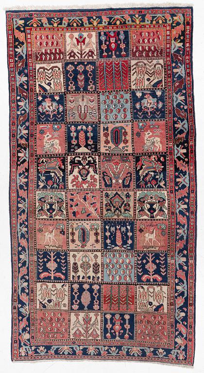 Rug, Bakhtiari, approx. 302 x 160 cm.