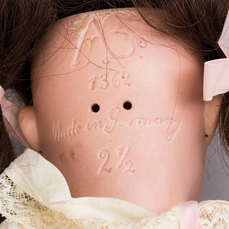 BISKVIDOCKA, gådocka, modell 1362, Alt Beck & Gottschalk,  Tyskland, 1912.