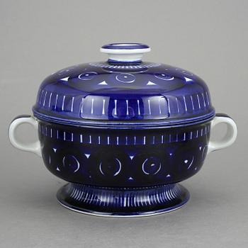 SERVISDELAR, 3 delar, "Valencia" design Ulla Procopé, Arabia 1900-talets senare hälft.