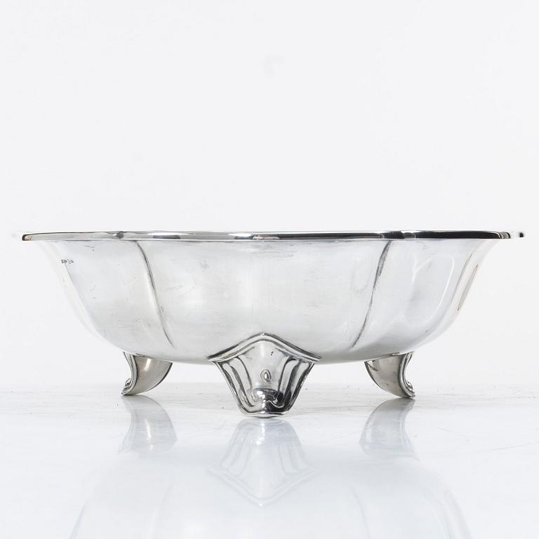 Karl Anderson, Skål på fötter, silver, Stockholm 1938.
