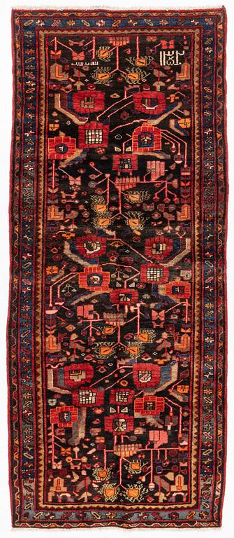 Matta, Nordvästpersisk, ca 278 x 117 cm.
