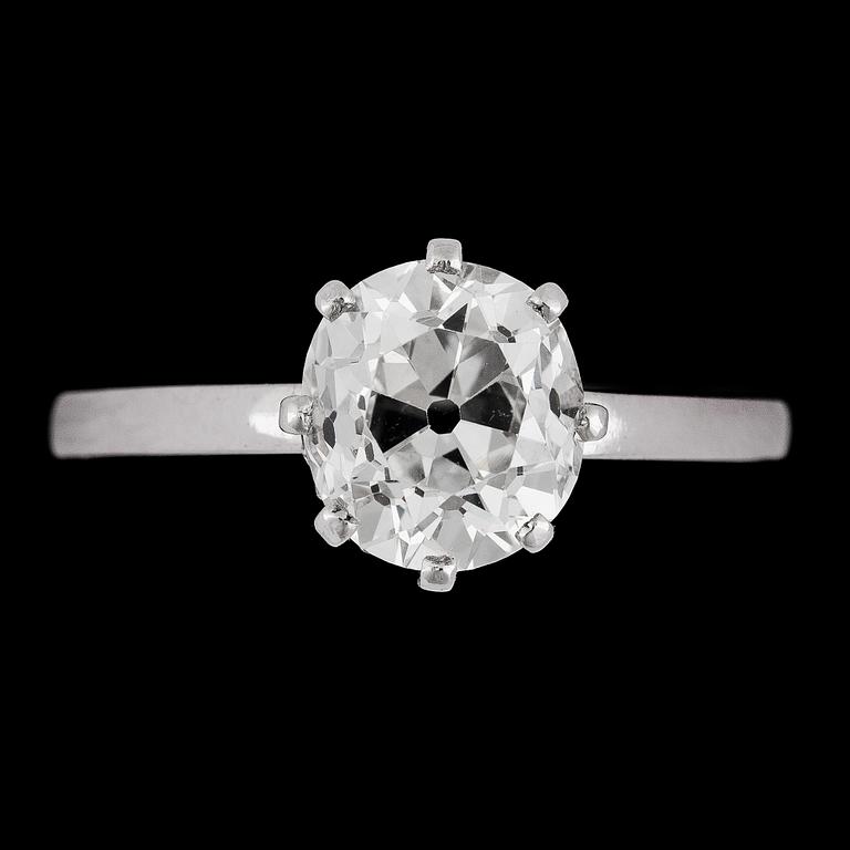 An antique cut diamond ring, 1.98 cts.