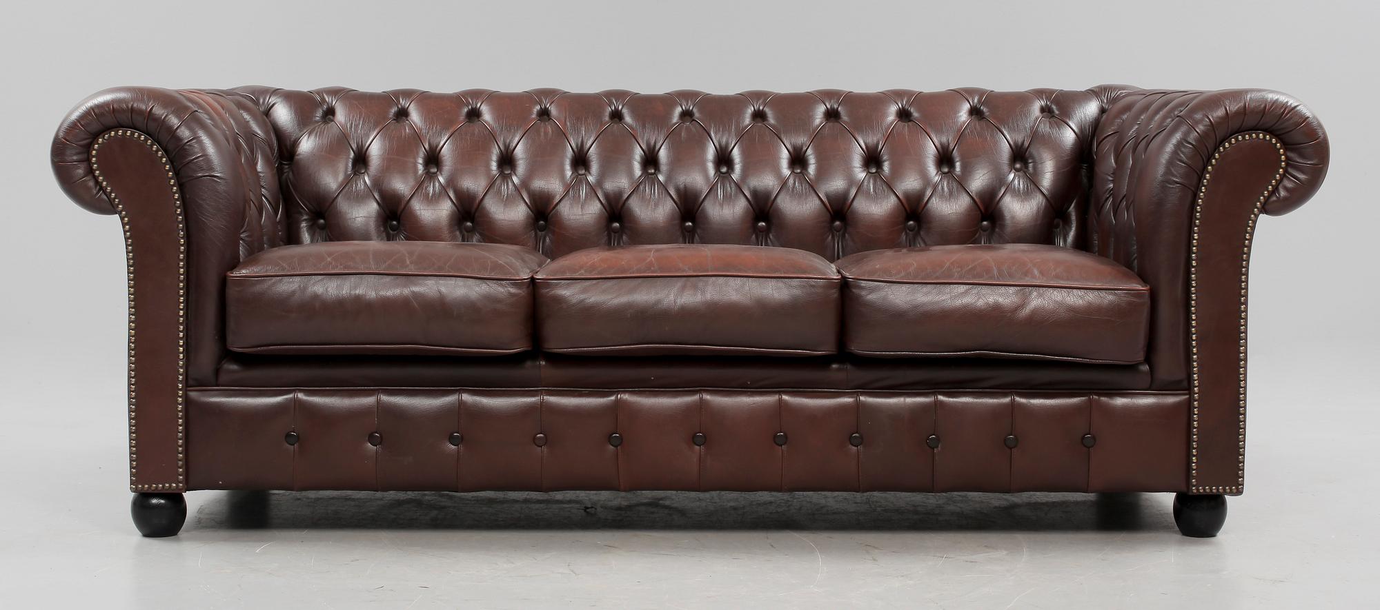 SOFFA, Chesterfield-modell, 1900-talets andra hälft.