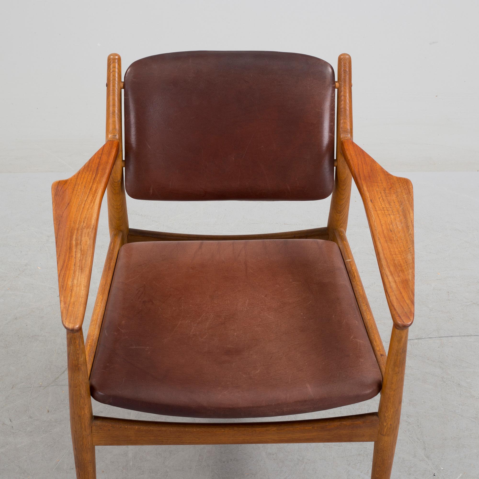 ARNE VODDER, a "51A" armchair, Denmark, 1950's/60's.
