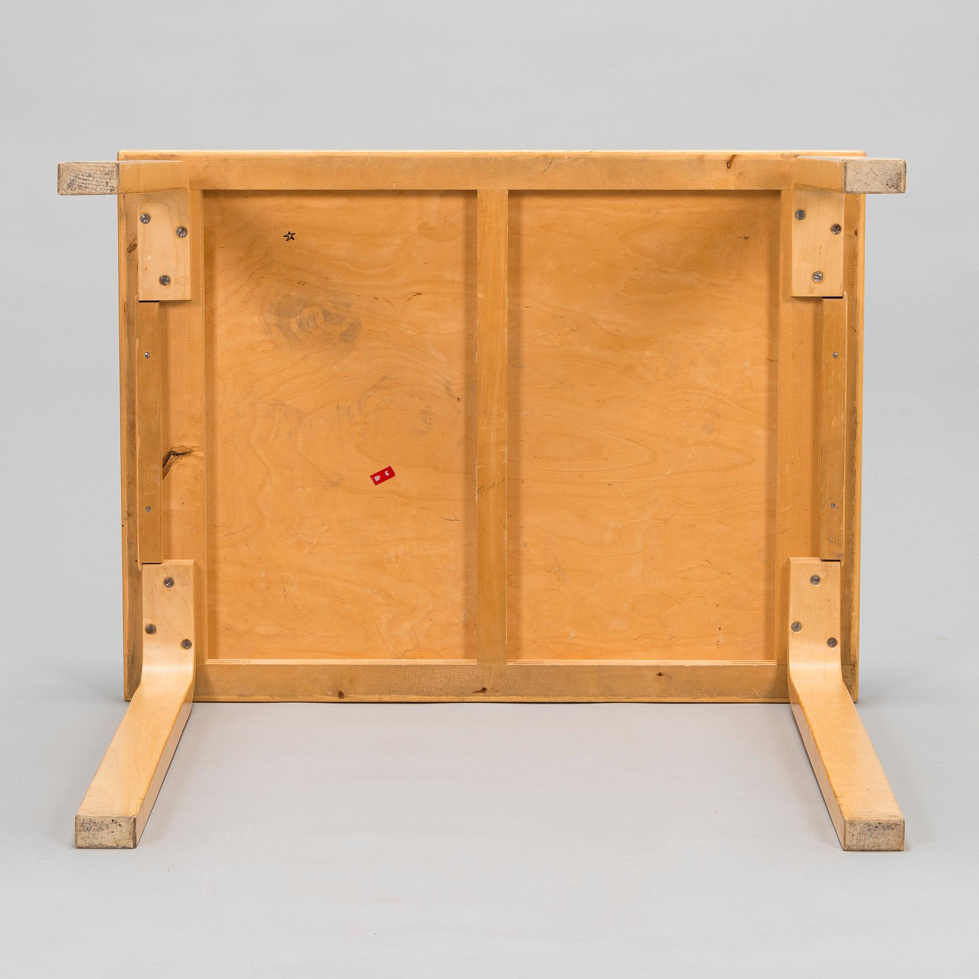 Alvar Aalto, bord, O.Y. Huonekalu- ja Rakennustyötehdas A.B. 1900-talets mitt.