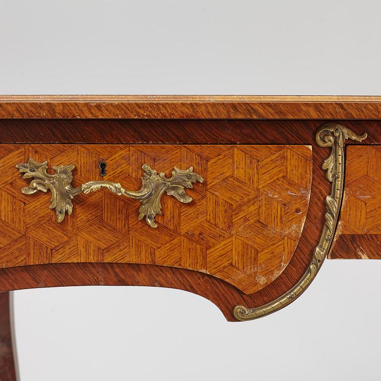 A Louis XV-style bureau plat desk, early 20th century.