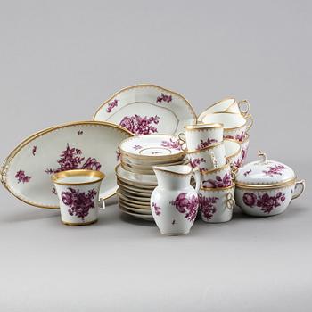 KAFFESERVIS, porslin, 22 delar, "Purple", Royal Copenhagen, Danmark, 1900-tal.
