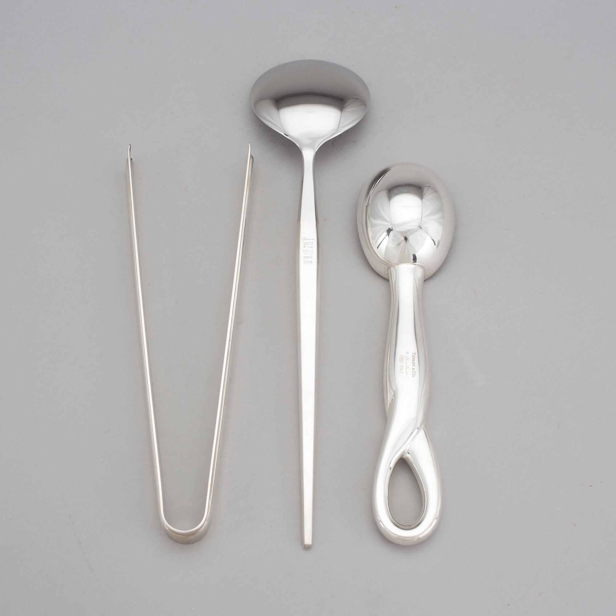 PARTI SILVER, 3 delar, bland annat, Tiffany. 1900-talets andra hälft. Vikt ca 220 g.