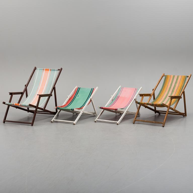 FOUR DECK CHAIRS, second half of the 20th century.