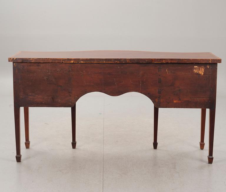 SIDEBOARD, England, 1900-talets mitt.