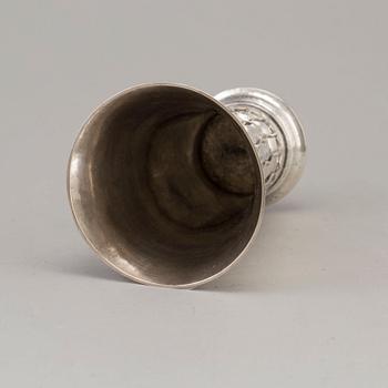 A Danish Art Nouveau silver beaker maker's mark A.N. Dragsted, Copenhagen, 1918.