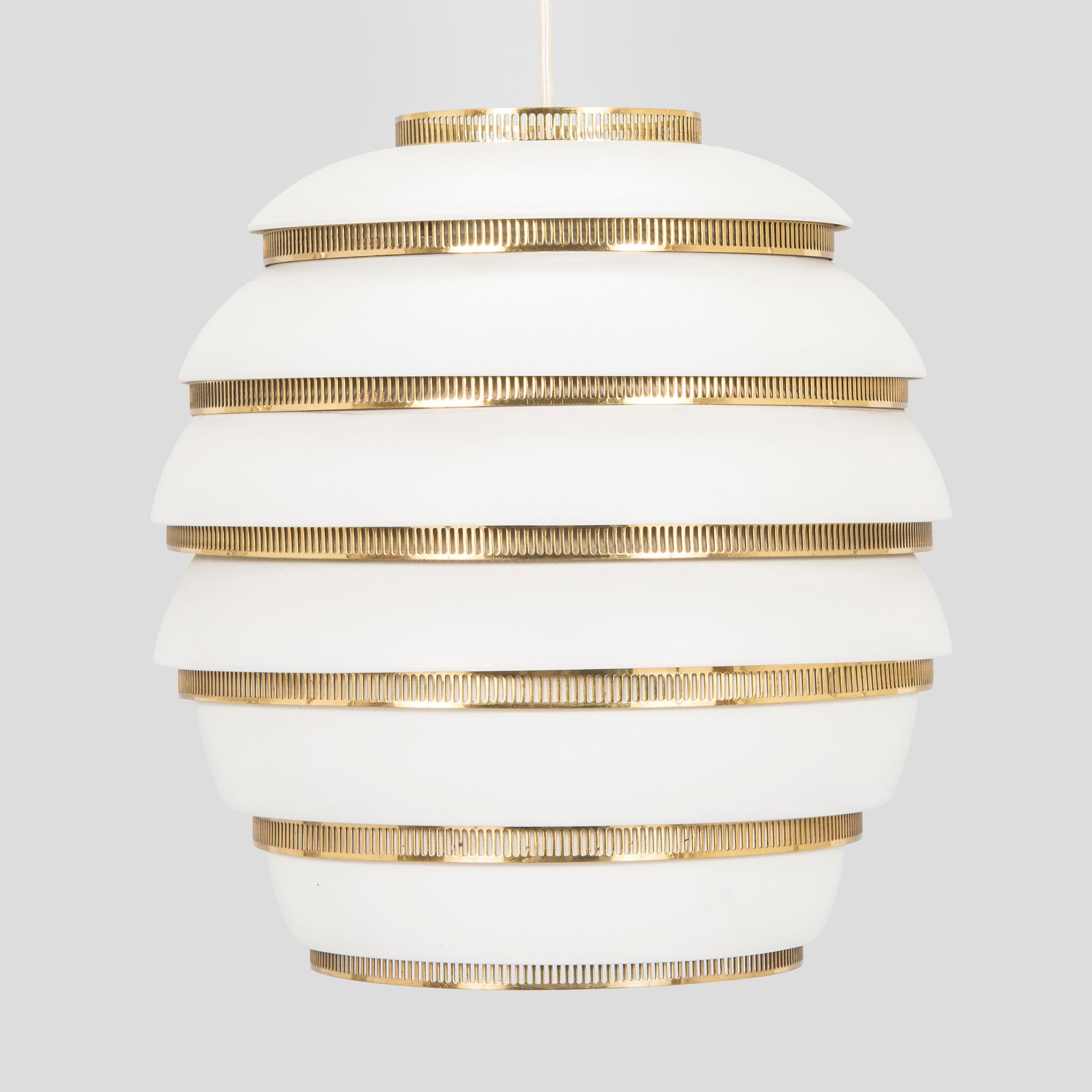 Alvar Aalto, a pendant lamp A332, 'Beehive' for Valaistustyö.