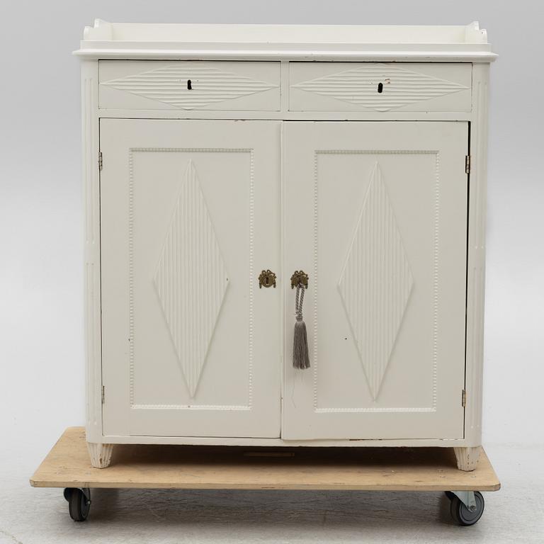 Skänk, Sengustaviansk, 1800-talets första hälft.