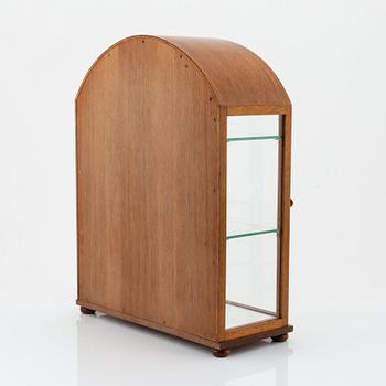 Josef Frank, a model 2070 mahogany table display cabinet from Firma Svenskt Tenn, produced prior to 1985.