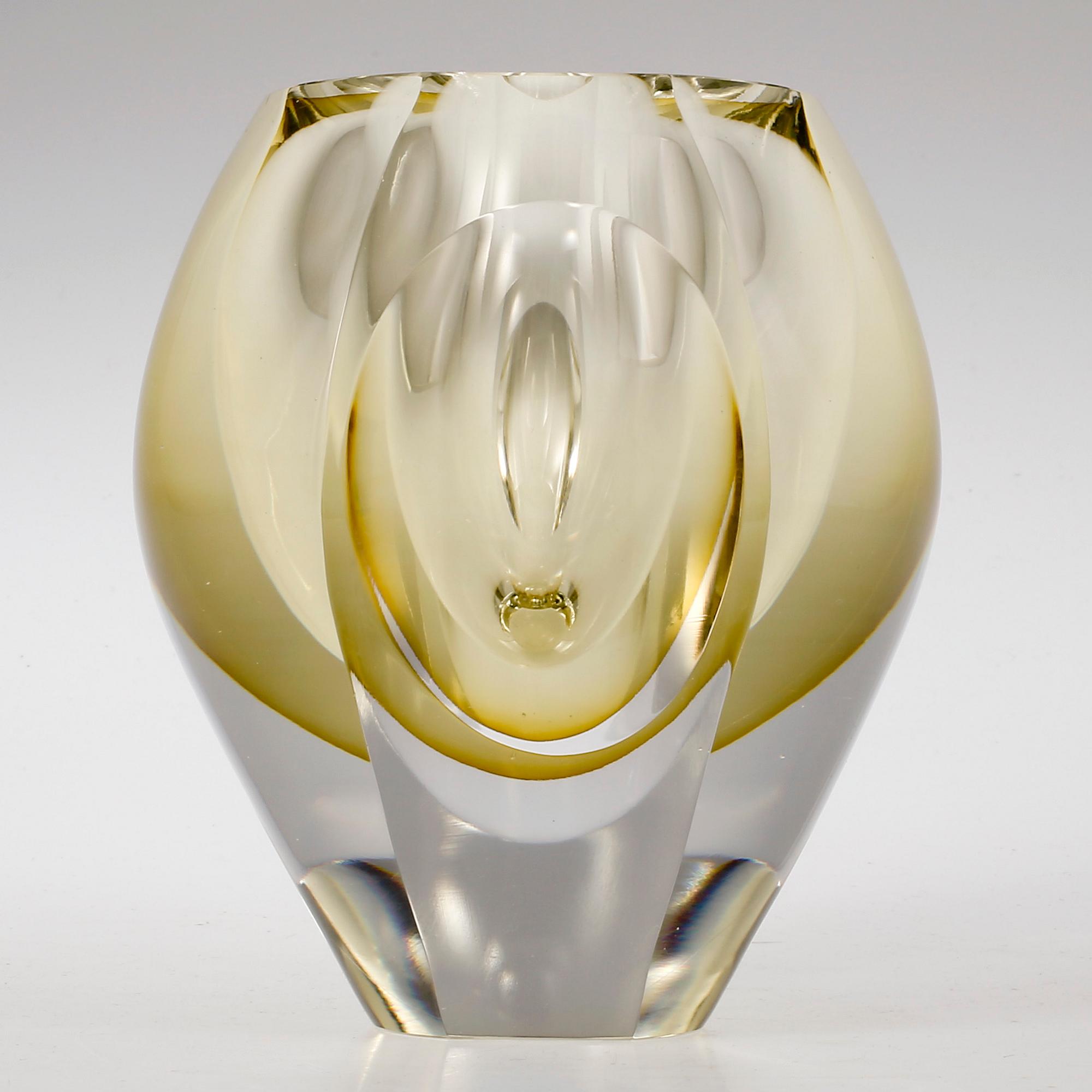 VAS, glas, Ventana, Mona Morales Schildt, Kosta, 1900-talets andra hälft.