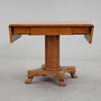 KLAFFBORD, Karl-Johanstil, 1900-talets första hälft.