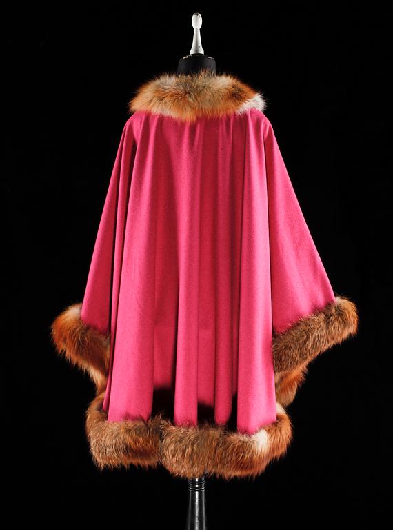A cerise/purple cape with fur by Amoress.