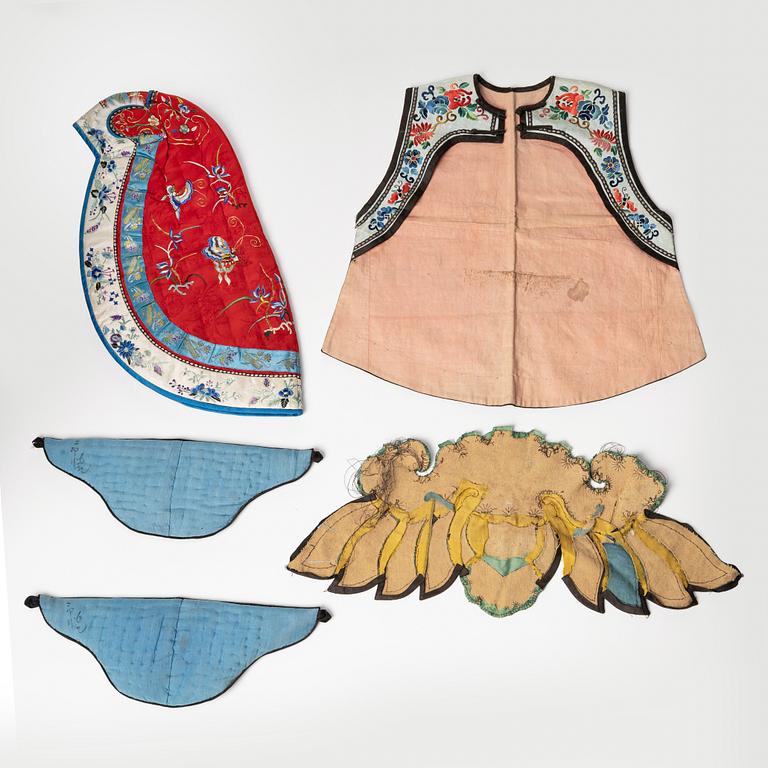 A group of five embroidered silk items, late Qing dynasty, early 20th century.