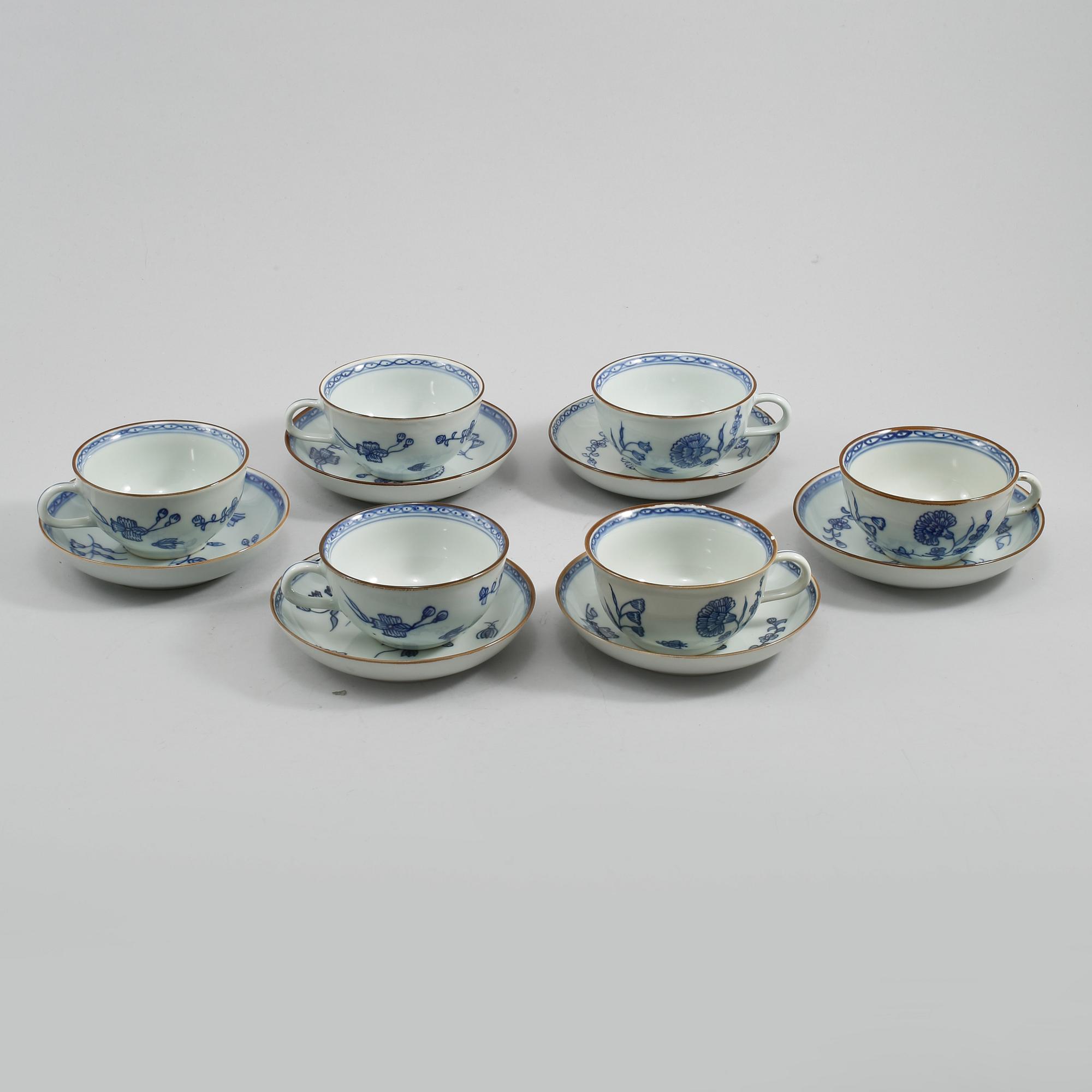 KAFFEKOPPAR med FAT, 12 st, porslin, "Nejlika", ur IKEAS 1700-tals serie, 1990-tal.