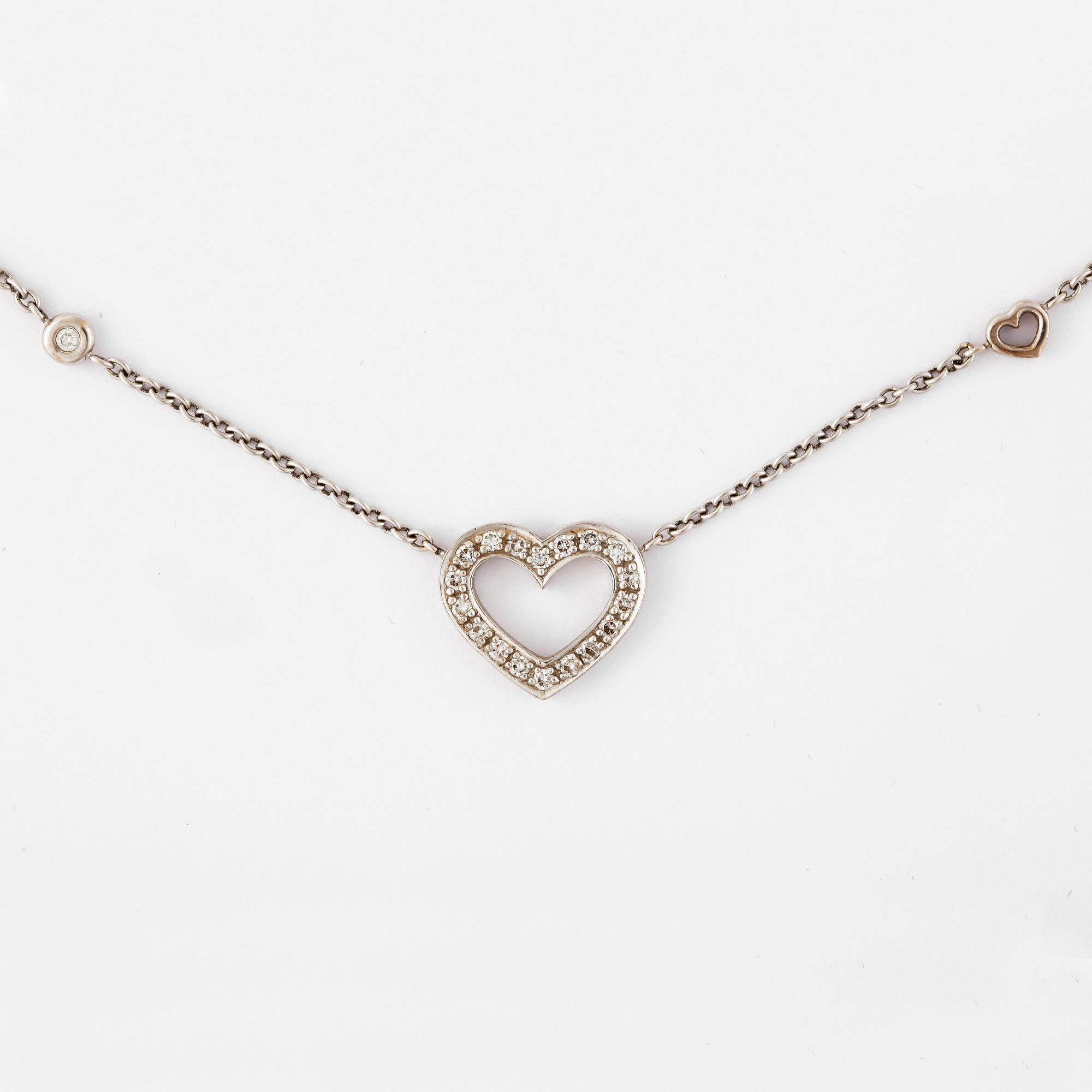 COLLIER, Ole Lynggaard, 18k vitguld med briljantslipade diamanter tot ca0,18ct.