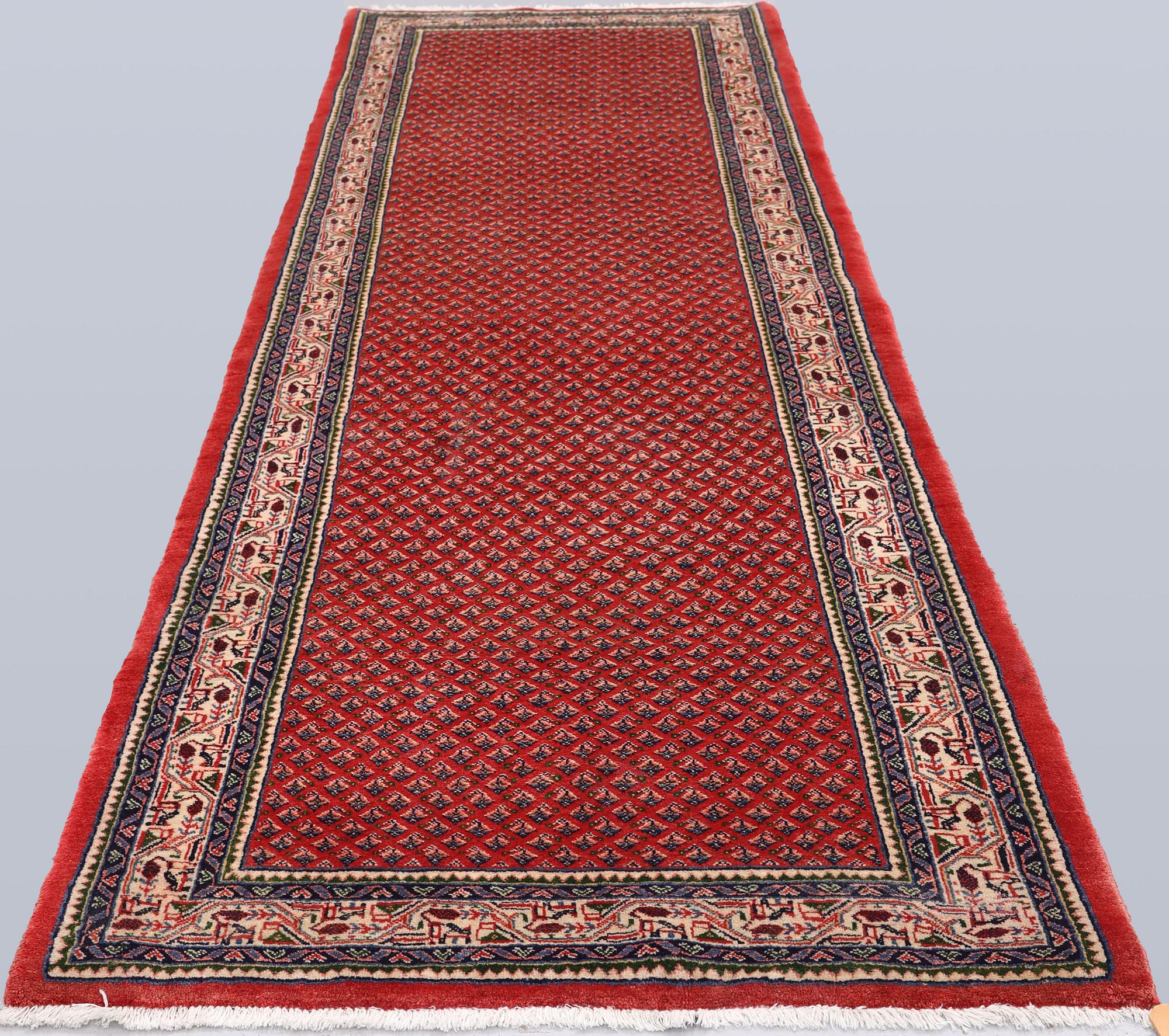 Gallery carpet, Saruk mir, 335 x 106 cm.