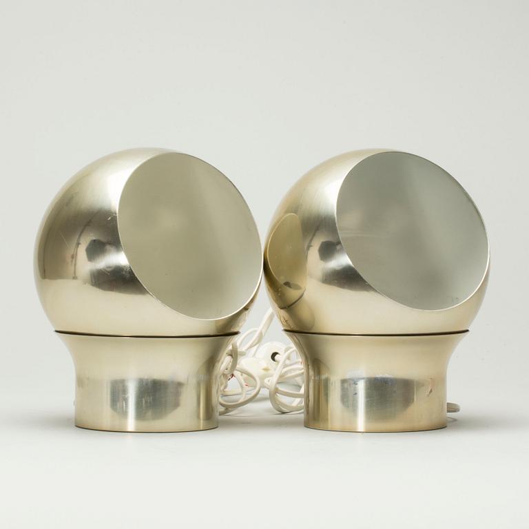 VÄGGLAMPOR, ett par, "Klot 3", Hemi, 1900-talets andra hälft.