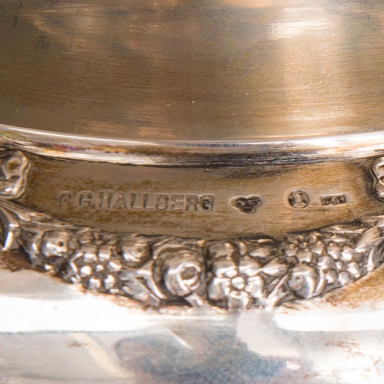SKÅL, silver, C.G. Hallberg, Stockholm 1902. Vikt 770 g.