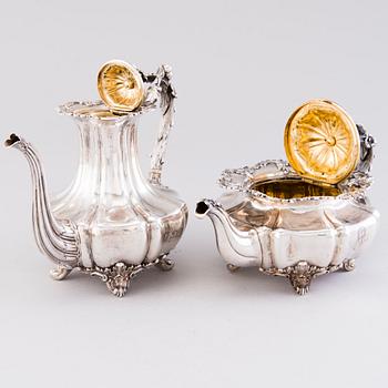 TE- OCH KAFFESERVIS, 5 delar, silver, Carl Johann Tegelsten, Sankt Petersburg 1841-44.