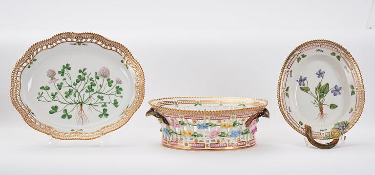 Servis, 20 delar, porslin. Royal Copenhagen, "Flora Danica", Danmark, 1900-tal.