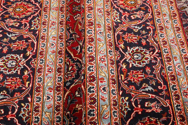 Matta, Keshan, ca. 383 x 247 cm.