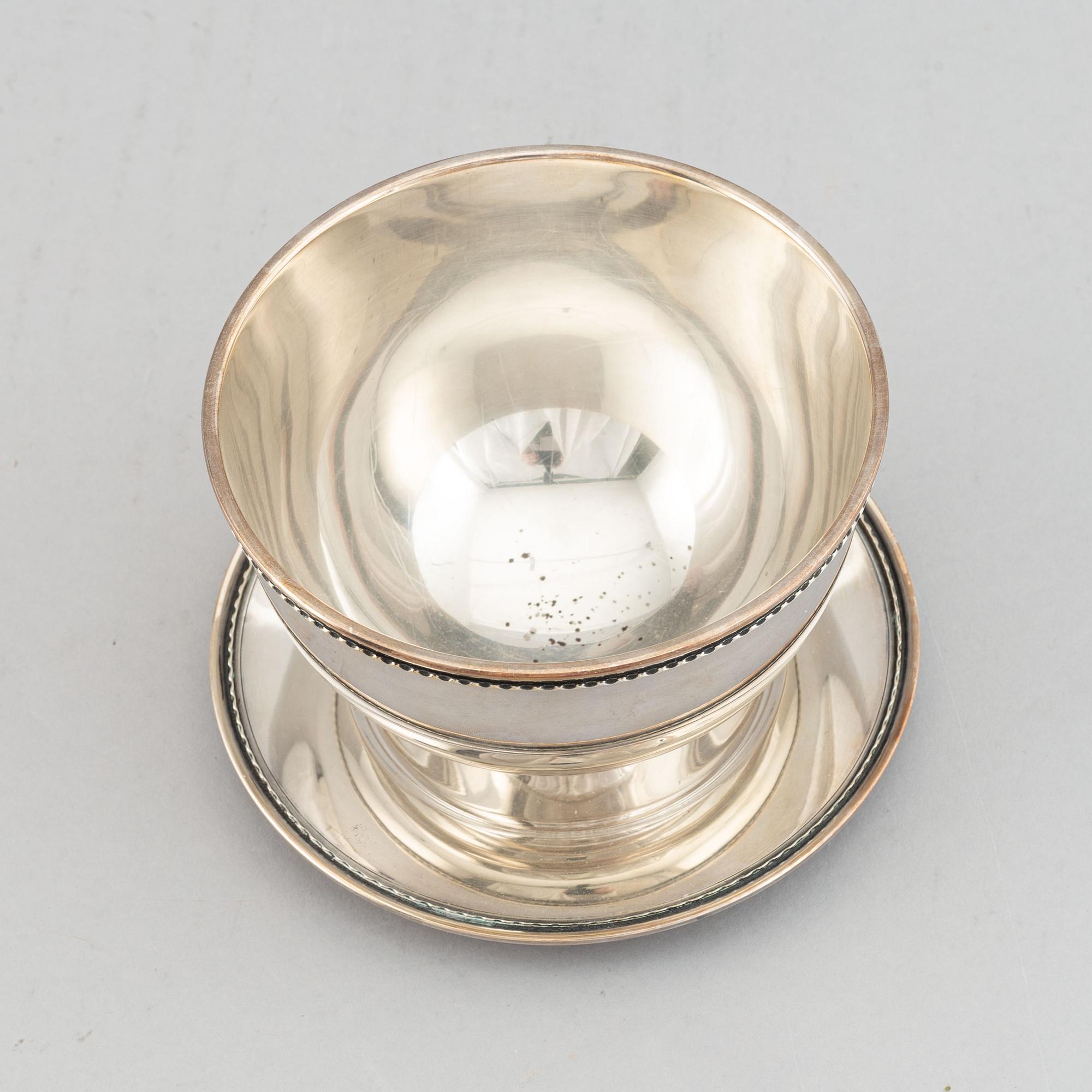 A silver sauce bowl, made by GAB in Sweden 1959.