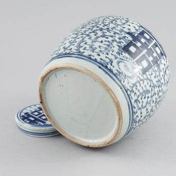 BOJAN MED LOCK, porslin, Kina, 1800-tal.